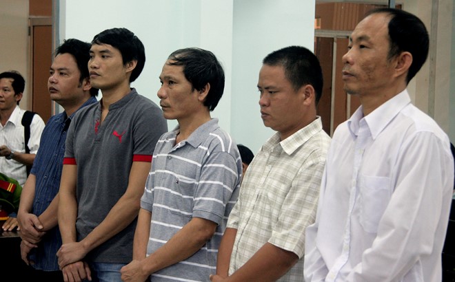 Khánh[-]Hòa:[-]Xét[-]xử[-]vụ[-]án[-]thu[-]giữ[-]và[-]bán[-]trầm[-]hương[-]khai[-]thác[-]trái[-]phép